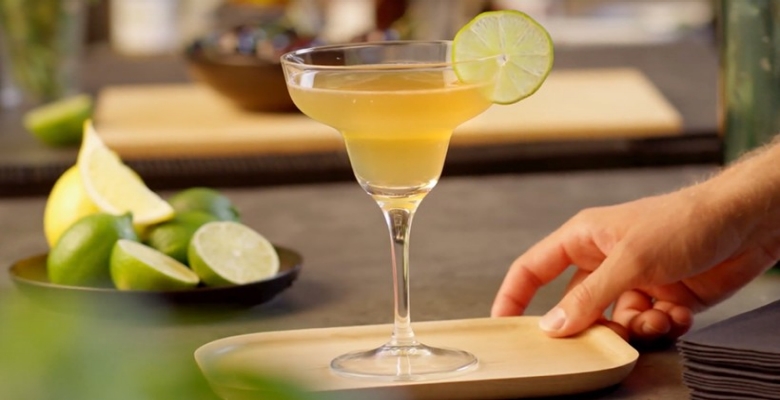 Yellow Tazo cocktail with lime Yellow Tazo cocktail with lime
